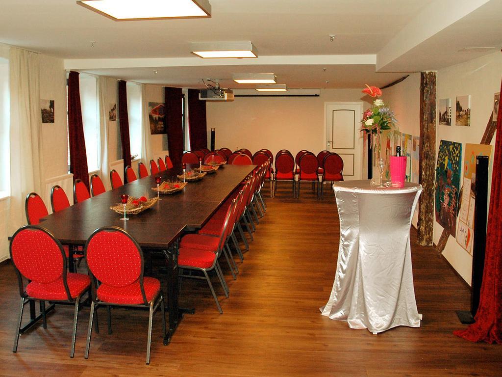 Maerchenhotel แบร์เกิน เอาฟ์ รือเจิน ภายนอก รูปภาพ