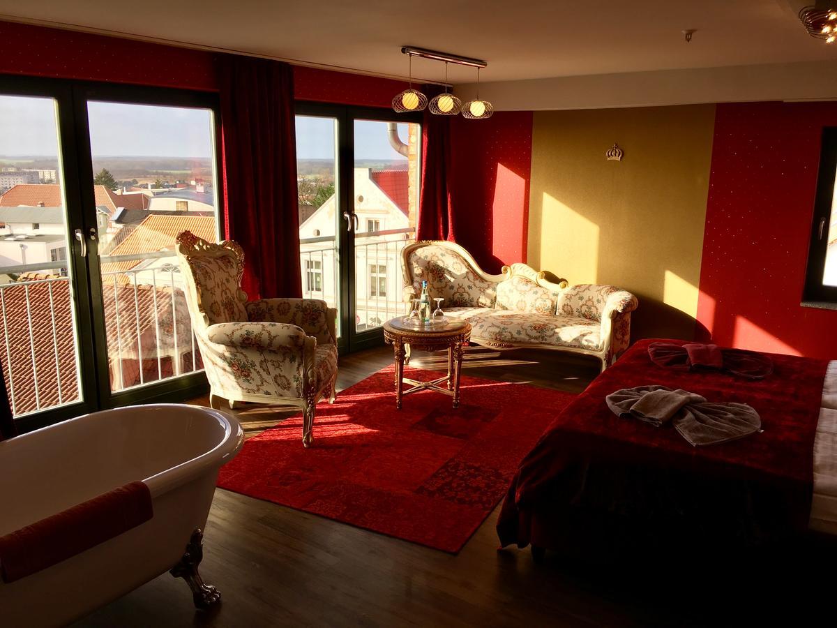 Maerchenhotel แบร์เกิน เอาฟ์ รือเจิน ภายนอก รูปภาพ